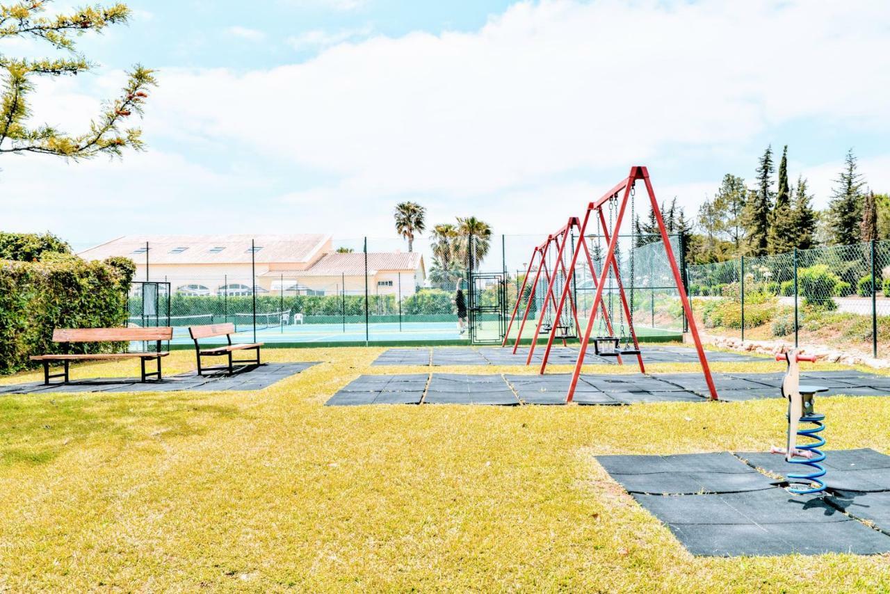 Cool Country Club Apt Portimao Apartment Exterior foto